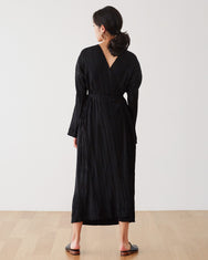 Laura Pleates Robe / BLACK