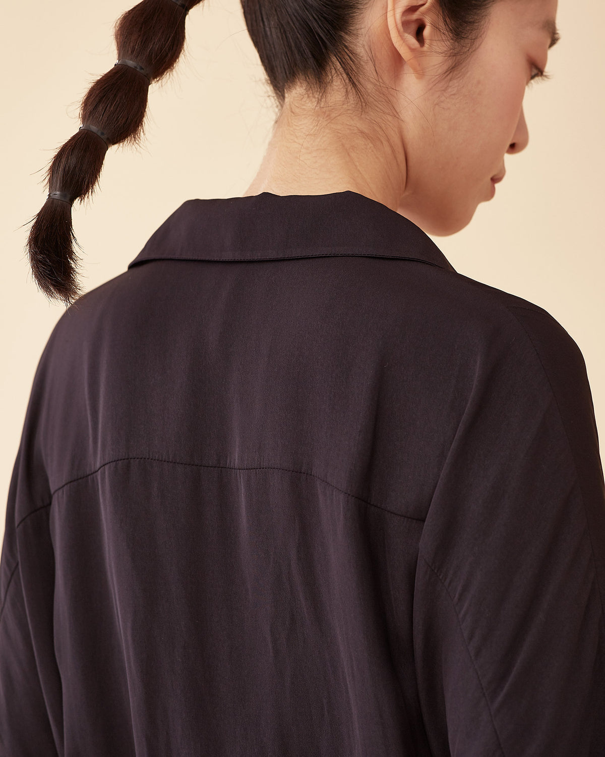 Classic Spread Collar Top / Navy