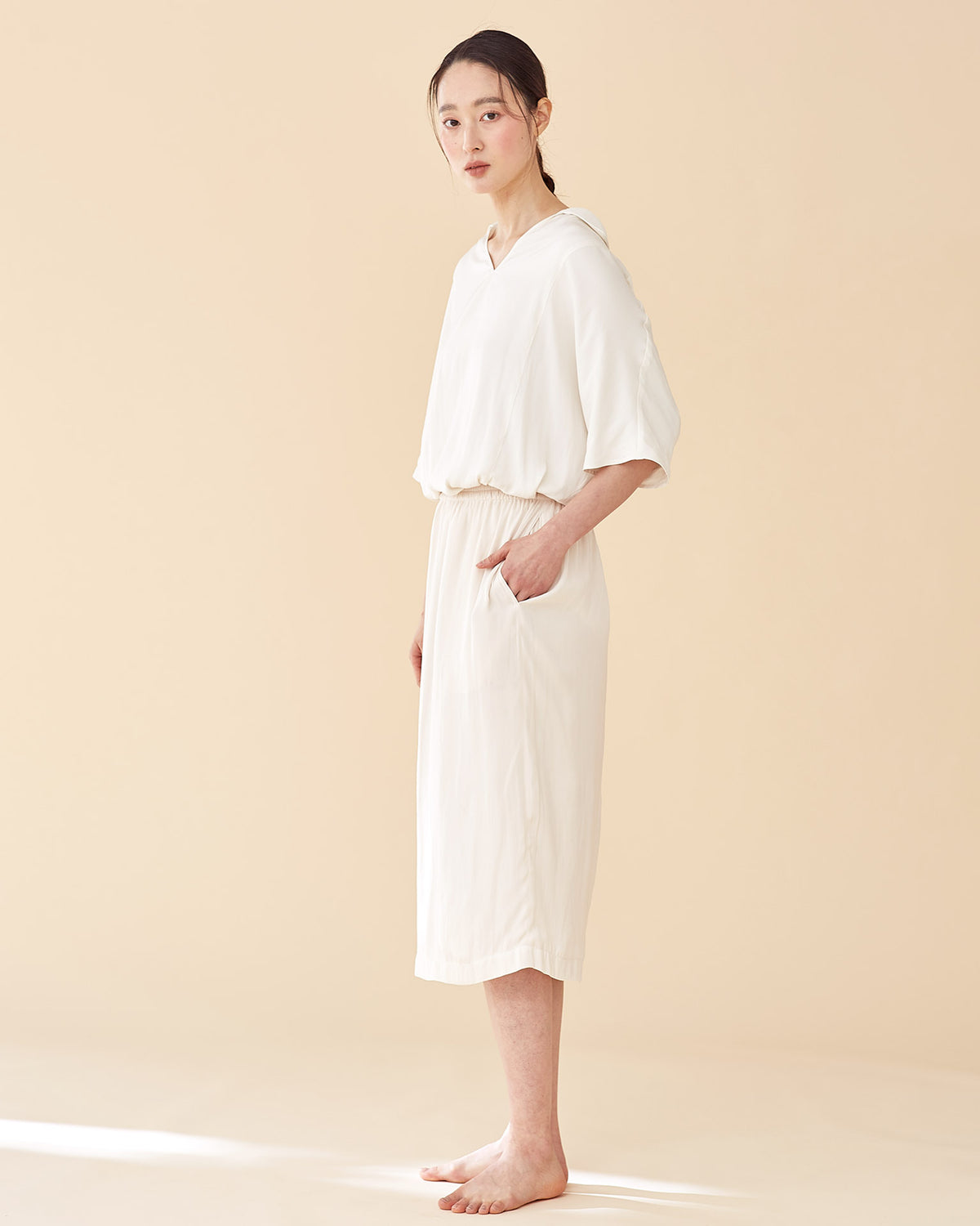 Classic Spread Collar Top / Ivory