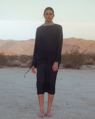 Classic H-Line Skirt / Deep Navy