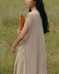 Accordion Pleats Dress / Beige
